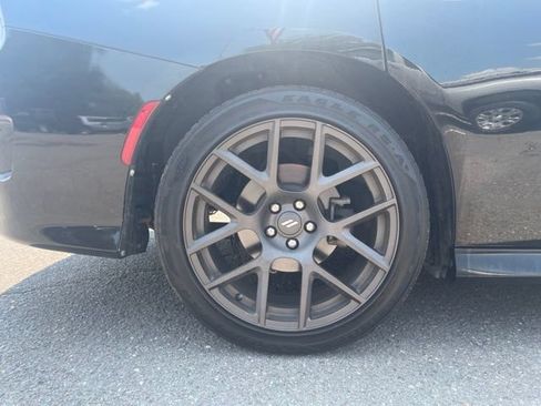 Used 2019 Dodge Charger R/T RWD image 4