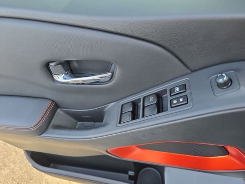 Used 2022 Nissan Frontier PRO-4X w/ Technology Package image 32