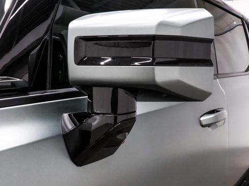 Used 2024 GMC Hummer EV 3X image 51