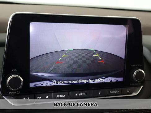 Used 2023 Nissan Rogue SV AWD/4WD image 5