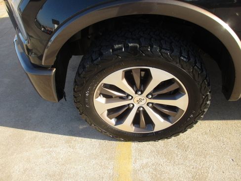 Used 2015 Ford F150 King Ranch w/ FX4 Off-Road Package image 3