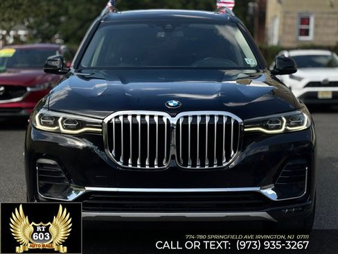Used 2022 BMW X7 xDrive40i AWD/4WD image 2