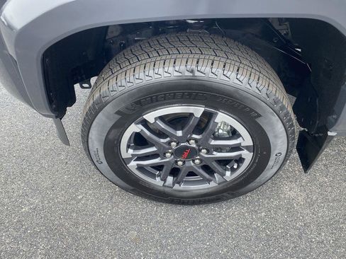 Used 2024 Toyota Tacoma TRD Sport image 10