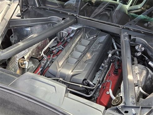 Used 2025 Chevrolet Corvette Stingray image 12