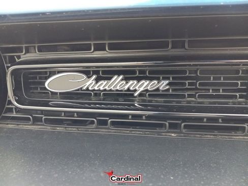 Used 2020 Dodge Challenger R/T Scat Pack w/ Shaker Package image 15