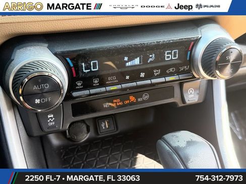 Used 2024 Toyota RAV4 XLE w/ Convenience Package AWD/4WD image 27