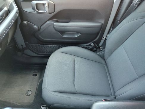 Used 2023 Jeep Wrangler Sport image 25