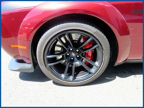 Used 2022 Dodge Challenger R/T Scat Pack RWD image 4