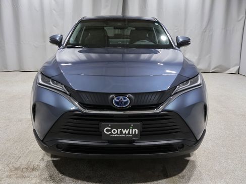 Used 2024 Toyota Venza LE image 8