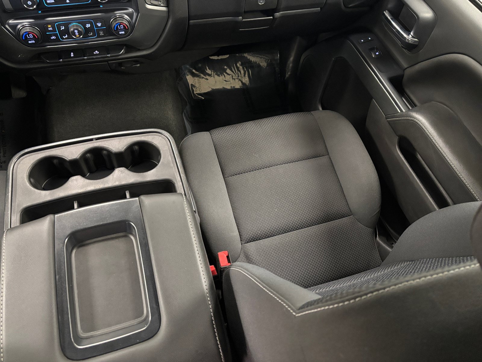 Used 2018 Chevrolet Silverado 1500 LT w/ All Star Edition AWD/4WD image 17