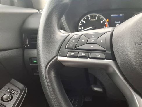 Certified 2020 Nissan Sentra S image 22