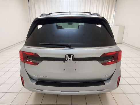 Certified 2025 Honda Odyssey EX-L image 30