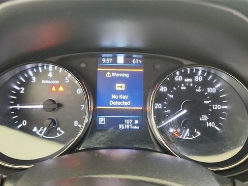 Used 2022 Nissan Rogue Sport SL AWD/4WD image 25