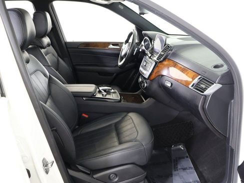 Used 2019 Mercedes-Benz GLS 450 4MATIC w/ Premium 1 Package image 32