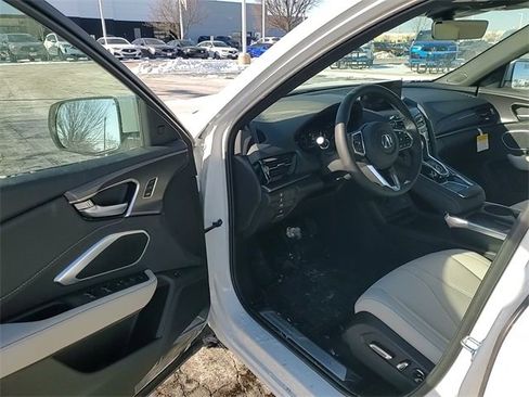 New 2026 Acura RDX SH-AWD image 13