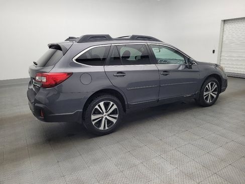Used 2019 Subaru Outback 3.6R Limited image 10