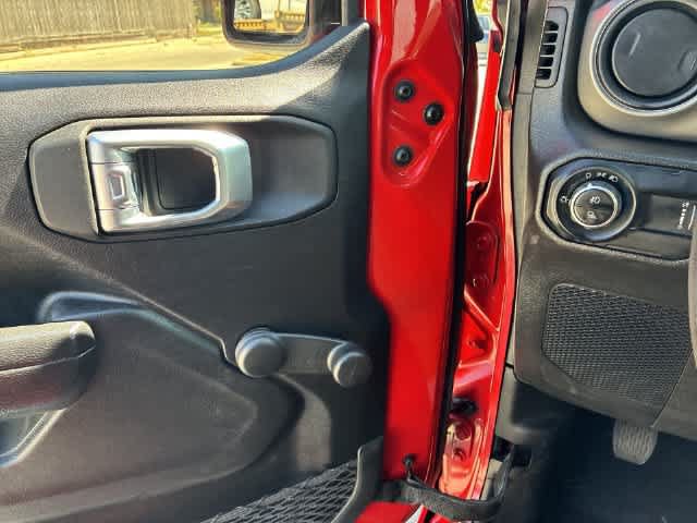 Used 2023 Jeep Gladiator Sport AWD/4WD image 42