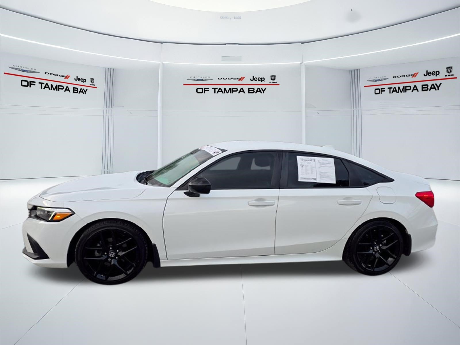 Used 2024 Honda Civic Sport image 3