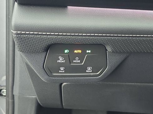 Certified 2025 Volkswagen Atlas SEL AWD/4WD image 27