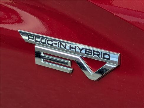 New 2025 Mitsubishi Outlander SEL image 13