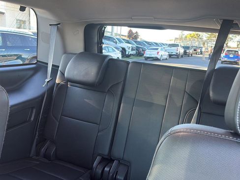 Used 2018 GMC Yukon SLT image 31