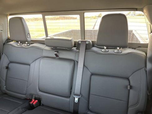 New 2025 GMC Sierra 2500 SLT w/ SLT Premium Package image 28