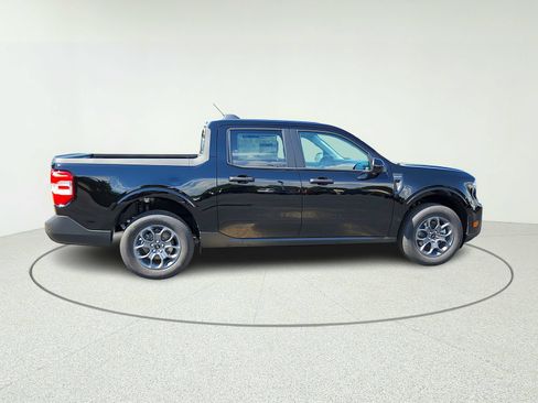 New 2026 Ford Maverick XLT w/ Equipment Group 301A AWD/4WD image 9