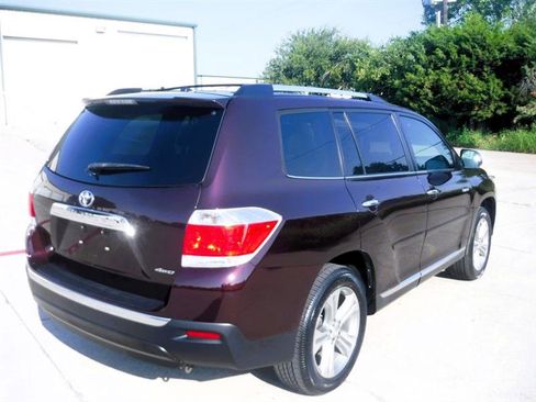 Used 2013 Toyota Highlander Limited image 6