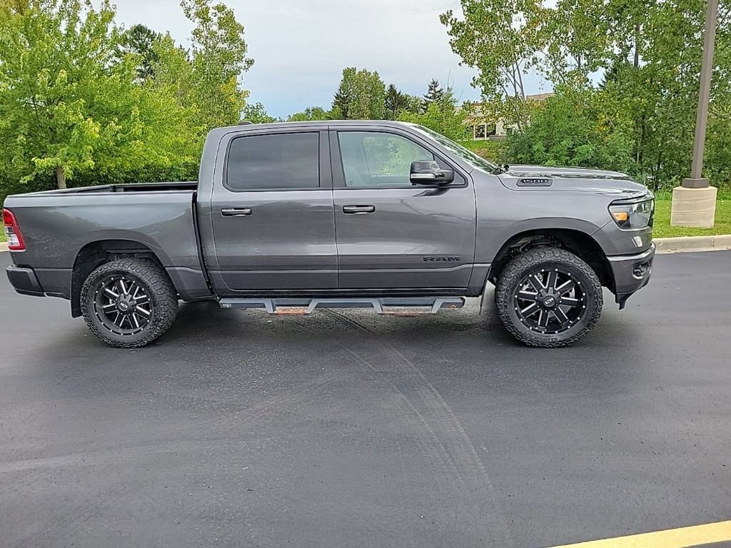 Used 2022 RAM 1500 Big Horn AWD/4WD image 2