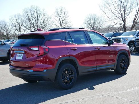 Used 2023 GMC Terrain AT4 AWD/4WD image 10
