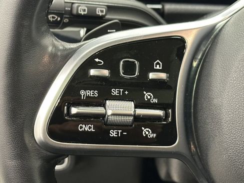 Certified 2023 Mercedes-Benz GLA 250 4MATIC w/ Premium Package image 27