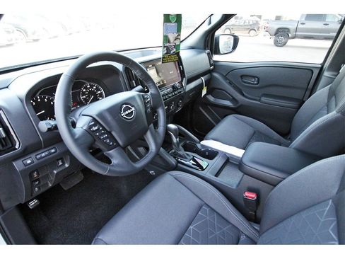 New 2026 Nissan Frontier SV image 12