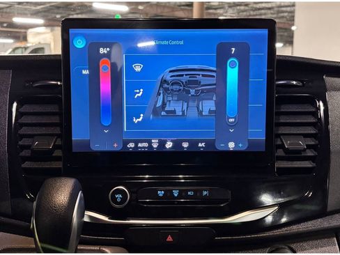 Used 2023 Ford Transit 350 XLT image 33