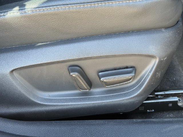 Used 2021 Toyota Camry XSE FWD image 26