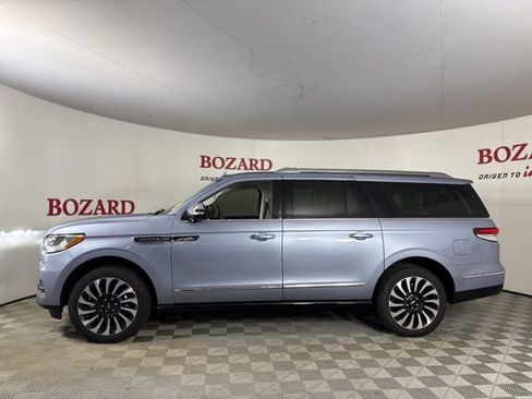 Used 2024 Lincoln Navigator L Black Label image 5