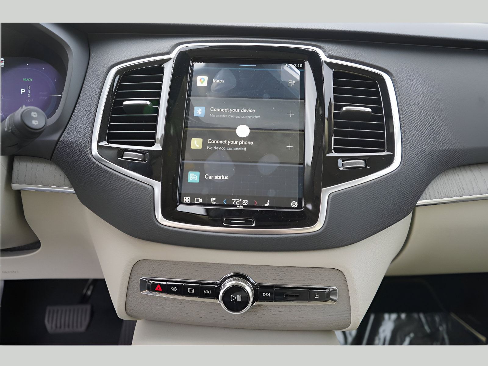 New 2025 Volvo XC90 T8 Plus w/ Protection Package Premier AWD/4WD image 16
