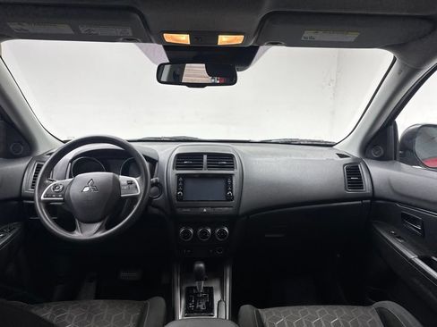 Used 2024 Mitsubishi Outlander Sport ES AWD/4WD image 17