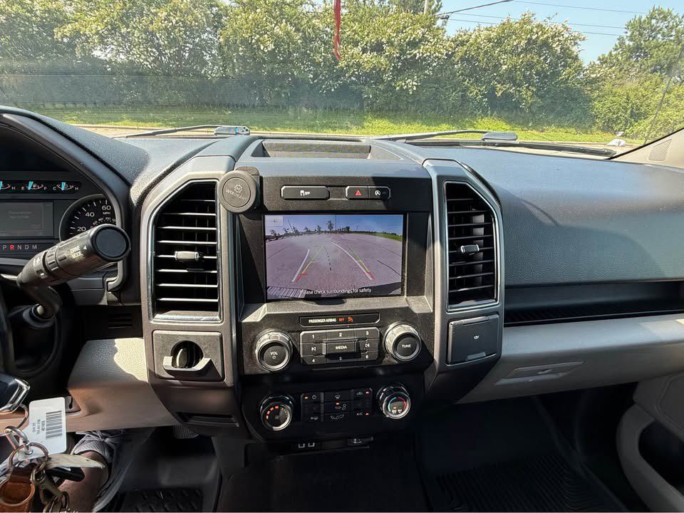 Used 2020 Ford F150 XLT w/ Equipment Group 302A Luxury RWD image 4