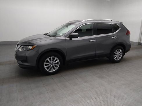 Used 2019 Nissan Rogue S w/ Special Edition Package FWD image 2