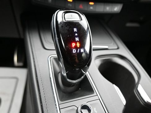 Used 2025 Cadillac XT4 Sport FWD image 24