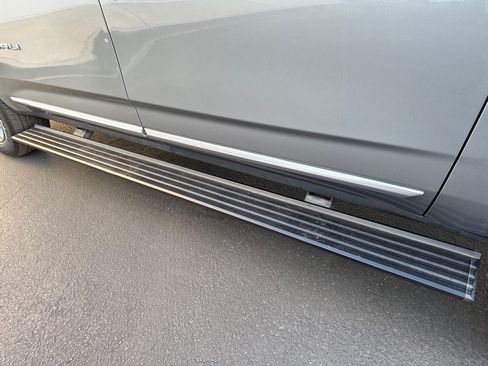 Certified 2023 GMC Yukon XL Denali RWD image 30