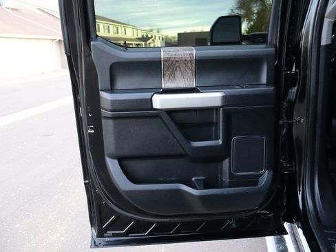 Used 2017 Ford F250 Lariat w/ Lariat Value Package image 24