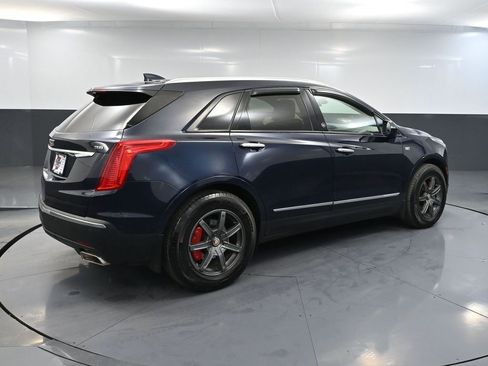 Used 2017 Cadillac XT5 Luxury image 4