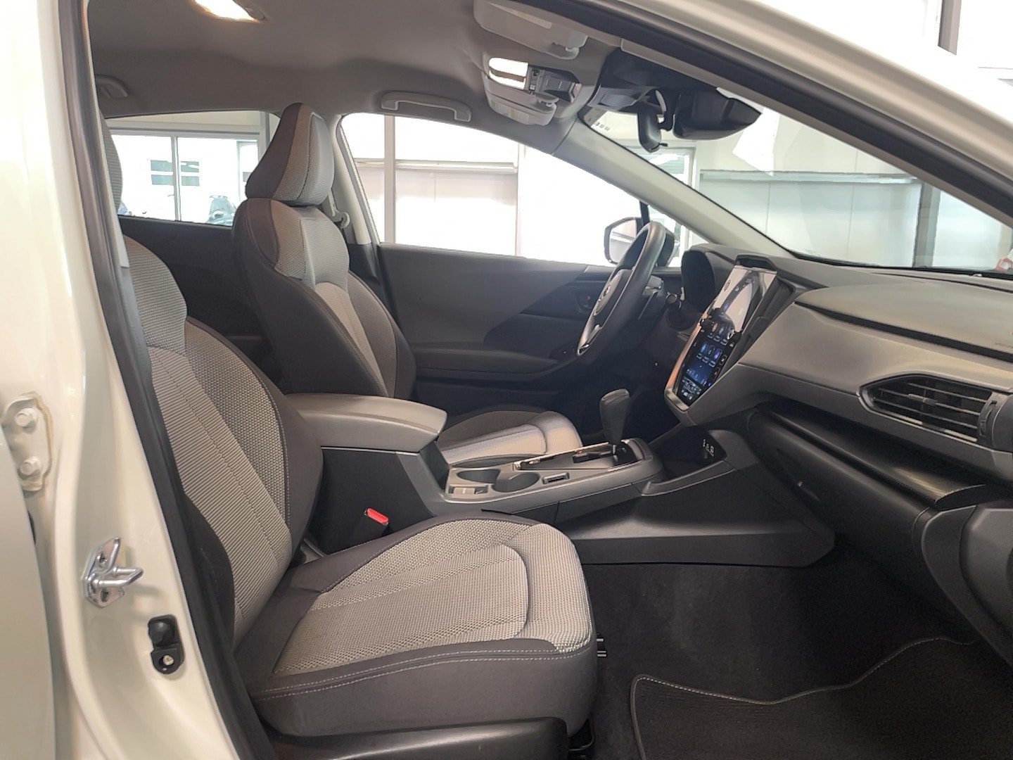 Used 2024 Subaru Crosstrek 2.0i Premium AWD/4WD image 9
