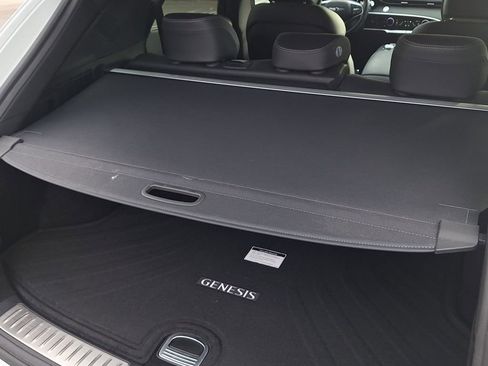 Used 2025 Genesis GV70 2.5T Sport Prestige w/ Sport Prestige Package image 29