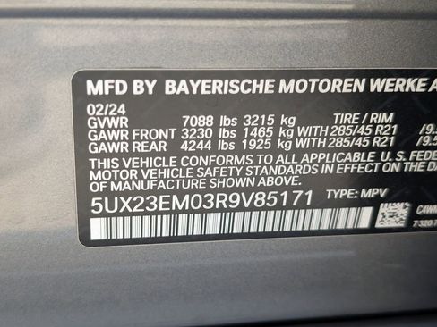 Used 2024 BMW X7 xDrive40i image 27