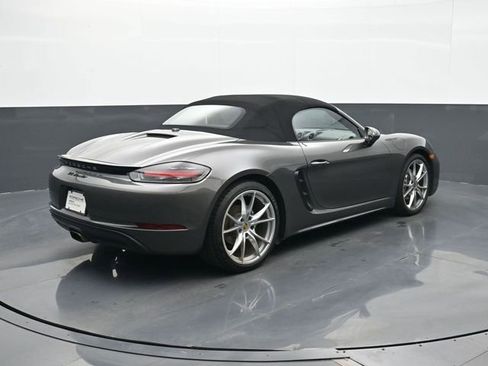 Certified 2018 Porsche 718 Boxster RWD image 18
