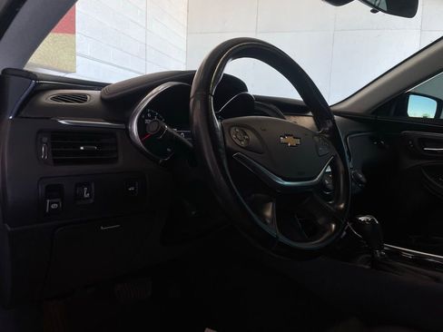 Used 2018 Chevrolet Impala LT image 11
