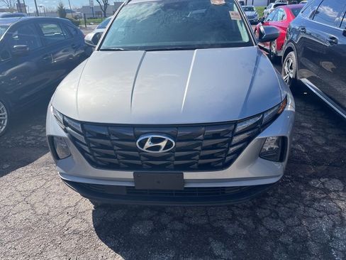 Used 2023 Hyundai Tucson SEL w/ Convenience Package image 2