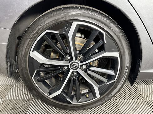 Used 2023 Nissan Altima 2.5 SR w/ SR Premium Package FWD image 32